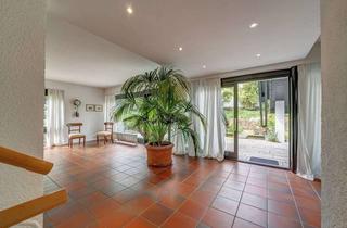 Einfamilienhaus kaufen in 75217 Birkenfeld, Exklusives Einfamilienhaus mit liebevoll gestalteter Gartenanlage und Wellnessbereich