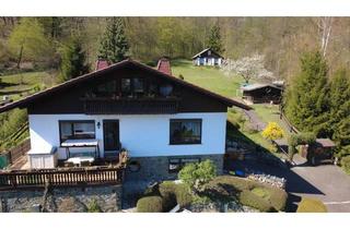 Haus kaufen in 07980 Berga, Exklusiver Rückzugsort in Berga: Haus mit Kamin, Terrassen & Südbalkonen und traumhaftem Weitblick