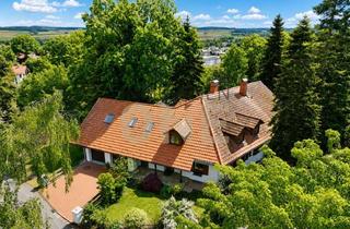 Villa kaufen in 84066 Mallersdorf-Pfaffenberg, Stilvolle Landhausvilla mit separater Einliegerwohnung und Weitblick