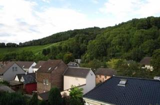 Mehrfamilienhaus kaufen in Rennenbergstraße 19a, 53639 Königswinter, Wohnen mit Charakter: Modernisiertes Mehrfamilienhaus in Oberdollendorf