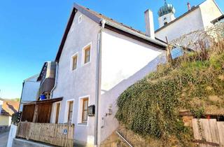 Haus kaufen in 93164 Laaber, Klein, aber mein: Häuschen mit Wachküsspotential!