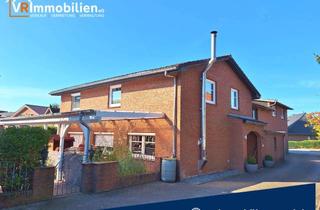 Einfamilienhaus kaufen in 25774 Lunden, Ensemble aus Mehrfamilienhaus & modernem Einfamilienhaus