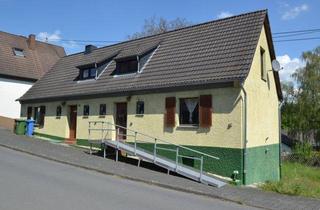 Doppelhaushälfte kaufen in 56305 Puderbach, Handwerker aufgepasst: Sanierungsbedürftiges Ein- bis Zweifamilienhaus