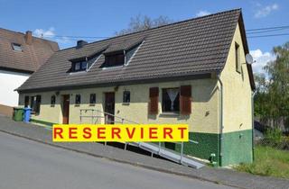 Doppelhaushälfte kaufen in 56305 Puderbach, Handwerker willkommen: Sanierungsbedürftiges Ein- bis Zweifamilienhaus (Doppelhaus)