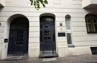 Wohnung kaufen in Karlsruher Straße 13, 10711 Wilmersdorf, Vermietete Erdgeschosswohnung mit Entwicklungspotential