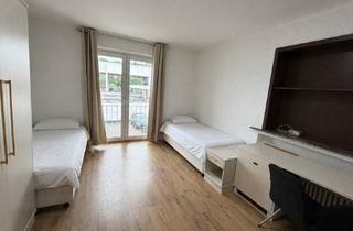 Wohnung mieten in 57076 Siegen, 4-Zimmer-Wohnung mit Küche und Bad in gepflegtem Zustand