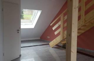Wohnung mieten in Zum Alten Feld 44, 63679 Schotten, Ruhige und helle 100 qm Wohnung mit Balkon, ortsrandlage von Schotten.