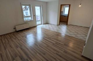 Wohnung mieten in Zehenthofstraße 4 / 1, 74172 Neckarsulm, Helle große 3-Zimmer-Wohnung mit Balkon in Neckarsulm-Obereisesheim
