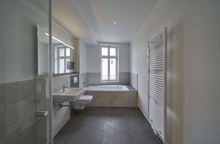 Wohnung mieten in Gellertstraße 50, 09661 Hainichen, +Traumsanierung+ 4-Raum-WE - Balkon in Westausrichtung, Parkett, Gäste-Bad, Tageslichtbad, PKW-STP