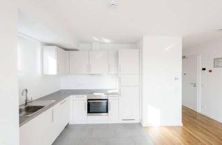Wohnung mieten in Rummelsburgerstrasse 104, 10319 Friedrichsfelde, Helle 3 Zimmer Wohnung mit Balkon & Küche - 3 bedroom Apartment with Balcony & Kitchen