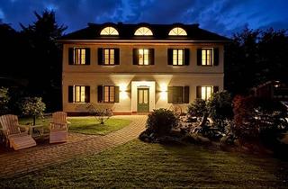 Villa kaufen in 15366 Hoppegarten, Villa im Landhausstil zu verkaufen. Ruhige Stadtrandlage am Naturschutzgebiet "Erpetal".