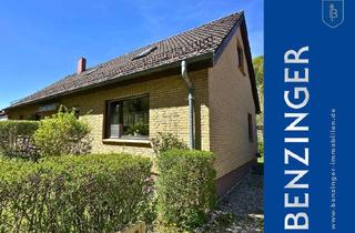 Haus kaufen in 72574 Bad Urach, Familienleben in Bad Urach – großzügiges Haus mit Bachgrundstück, Sauna und Kaminofen