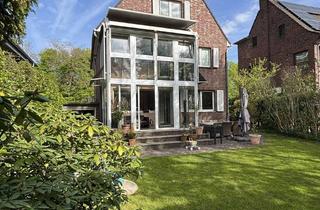 Villa kaufen in 40474 Stockum, *Zeitlose Eleganz in Stockum!Altbau-Stadtvilla mit sonnigem Grundstück & Wintergarten*