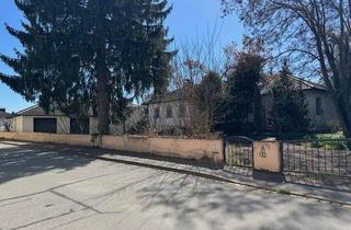 Villa kaufen in 94447 Plattling, Erwecken Sie eine alte Villa zu neuem Leben oder entwickeln Sie etwas Neues!