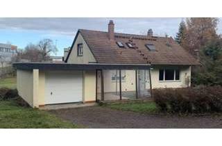 Haus mieten in Von-Gunzert-Straße 11, 78727 Oberndorf, Großzügiges Einfamilienhaus in Oberndorf mit großem Garten und viel Grün