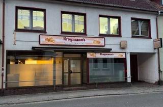 Anlageobjekt in Annenstr., 49610 Quakenbrück, Haus mit großem Gewerbeanteil (Ehemalige Bäckerei) im UG und zwei vermietete Wohnungen im OG