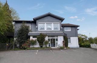 Praxen kaufen in 37520 Osterode, Praxis und Wohnen unter einem Dach: Attraktives Wohn- & Geschäftshaus in Osterode