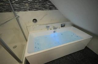 Wohnung kaufen in Tangastraße, 81827 München, 5-Zimmer Maisonette Wohnung mit Whirlpool in München