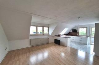 Wohnung kaufen in 71101 Schönaich, Moderne Dachgeschosswohnung mit Balkon