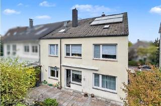 Haus kaufen in 42389 Wuppertal, Gepflegtes Zweifamilienhaus in ruhiger Wohnlage von Wuppertal-Langerfeld im Bereich Hedtberg