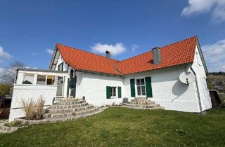 Einfamilienhaus kaufen in 88299 Leutkirch, Leutkirch - Stilvolles Landhaus mit 2 Wohnungen in top Lage - ruhig und sonnig!