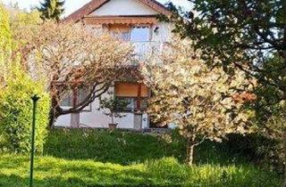 Haus kaufen in 97947 Grünsfeld, Grünsfeld - Ein-Zweifamilienhaus in traumhaft ruhiger Lage mit großem Grund