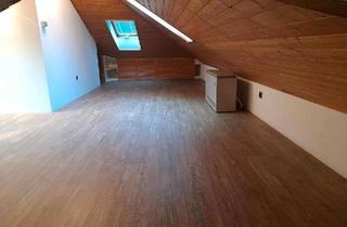 Wohnung kaufen in 64354 Reinheim, Reinheim - 1-2 Zimmer Mansarden Wohnung