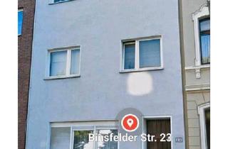 Reihenhaus kaufen in 52349 Düren, Düren - Mehrgenerationen, Reihenhaus mit Garten 320 m2. 12 Zimmer