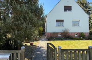 Einfamilienhaus kaufen in 39326 Wolmirstedt, Wolmirstedt - Einfamilienhaus mit zusätzlich erwerbbarem Baugrundstück