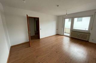 Wohnung kaufen in Birkenweg, 75328 Schömberg, ** Geräumige 2-Zimmer-Wohnung mit Balkon **