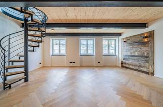 Wohnung kaufen in Marktstraße 63, 83646 Bad Tölz, „Die63“ – eine Hommage an die Tölzer Baukultur. Kernsanierte Altbau-Stadtwohnung in der Marktstraße
