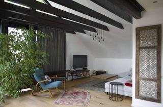 Wohnung kaufen in 33689 Sennestadt, Besondere Eigentumswohnung mit Dachterrasse und offenem Spitzdach in zentraler Lage von Sennestadt