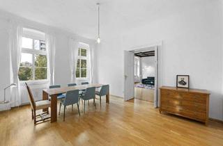 Wohnung kaufen in 10115 Mitte, Provisionsfrei* Von Privat - Traumhafte Altbauwohnung 4-Zi auf 116m2 Lift im Herzen v. Berlin-Mitte