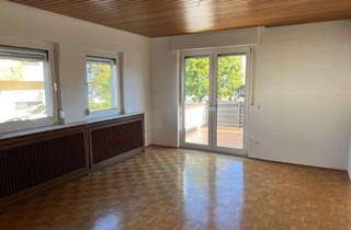 Wohnung mieten in 63179 Obertshausen, Sanierte 4 Zimmer-Wohnung mit Balkon und Stellplatz in Obertshausen