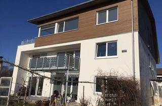 Wohnung mieten in Peter-Fischer-Straße, 86508 Rehling, Moderne sanierte Wohnung mit großem Garten & Balkon