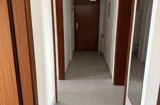 Wohnung mieten in 71067 Sindelfingen, Alltagstaugliche 3,5-Zimmer-Wohnung mit Balkon in Sindelfingen
