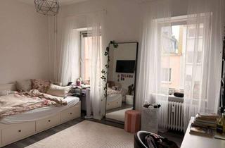 Wohnung mieten in Ebelstraße 10, 35392 Gießen, 1 -3 Zimmer in 4er -Frauen-WG (Zweck-WG) - Gießen Südviertel zu vermieten