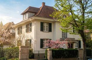 Wohnung mieten in 79108 Herdern, Dachgeschoss-Traum in Freiburger Stadtvilla – Lichtdurchflutetes Wohnen in bester Herdern-Lage!