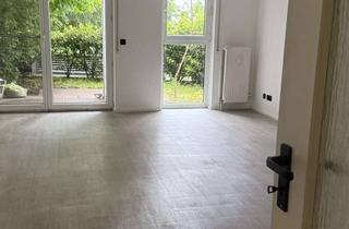 Wohnung mieten in Schloßgrabengasse, 63065 Offenbach, Helle 2-Zimmer Wohnung mit eigenem Garten & Aufzug im Erdgeschoss - befristet zu vereinbaren