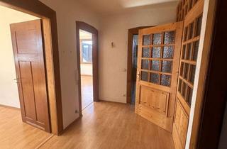Wohnung mieten in Blasiwaldweg 14, 79837 Häusern, Moderne 3-Zimmer Wohnung mit 2 Balkonen, Garage & toller Aussicht