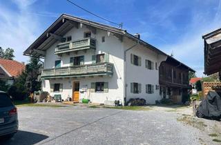 Bauernhaus kaufen in 83666 Waakirchen, Piesenkam | Ehemaliges Bauernhaus mit 3 Wohneinheiten als Kapitalanlage