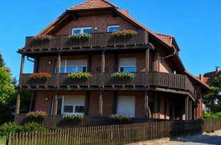 Mehrfamilienhaus kaufen in Bösingfelder Straße, 31737 Rinteln, Großzügiges Wohnhaus mit vielseitigen Nutzungsmöglichkeiten – bezugsfreie Wohnung inklusive