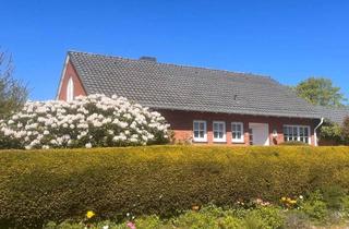 Haus kaufen in 24214 Neuwittenbek, Norddeutsche Eleganz trifft Gemütlichkeit