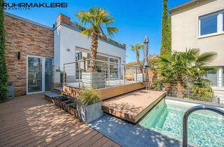Haus kaufen in 50226 Frechen, 2 in 1! Luxus-Wohnhaus mit Salzwasserpool und XXL-Garage plus Zweifamilienhaus in Frechen-Buschbell!