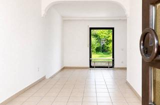 Reihenhaus kaufen in 41372 Niederkrüchten, Ankommen und Zuhause sein – Familienfreundliches Reihenhaus nahe Holland mit Gartenidylle