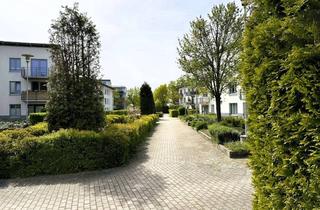 Wohnung kaufen in 12529 Schönefeld, Provisionsfrei: vermietetes 1-Zimmer-Apartment mit Balkon, TG-Stellplatz & Auszugsoption
