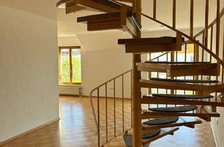 Wohnung kaufen in Leihgesterner Straße 25b, 35440 Linden, Lichtdurchflutete Masionette Wohnung Linden bei Gießen - 3,5 Zimmer - Balkon - Garten - Parkplätze