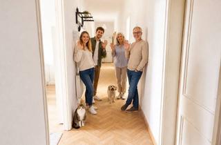 Wohnung mieten in 16515 Oranienburg, Familie, WG oder Montagewohnung - große Altbauwohnung mit Balkon am Bahnhof