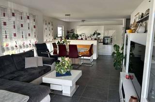 Wohnung mieten in Aichtalstr., 71088 Holzgerlingen, Attraktive und helle 3-Zimmer-Wohnung 89 qm mit großzügigem Südbalkon, Aufzug sowie TG-Stellplatz