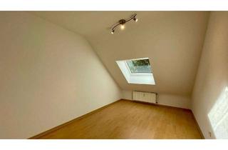 Wohnung mieten in Poststr. 16a, 67316 Carlsberg, Wohnen mit Charakter: Vier-Zimmer-Dachgeschosswohnung in Carlsberg
